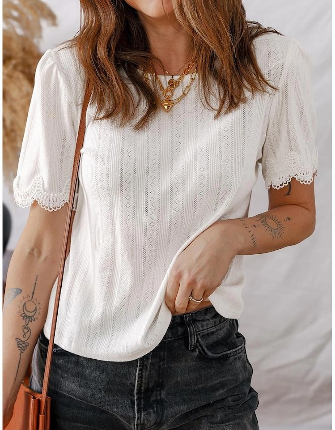 White Scalloped Lace Trim Jacquard Textured T Shirt