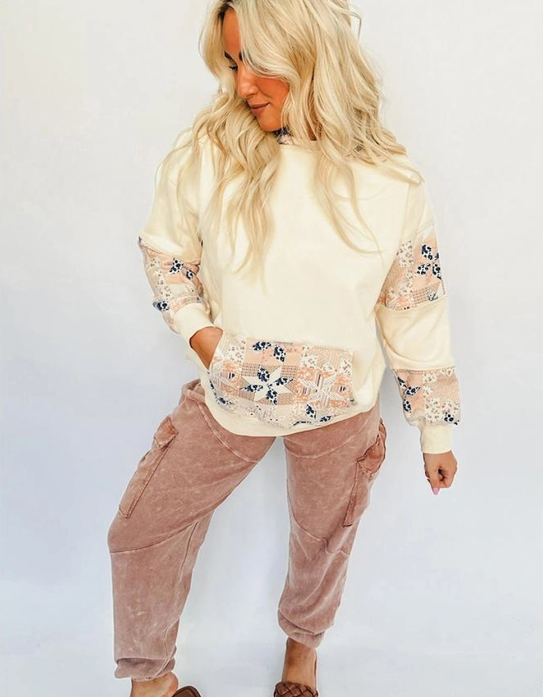 Beige Western Geo Pattern Patchwork Hoodie with Kangaroo Pocket