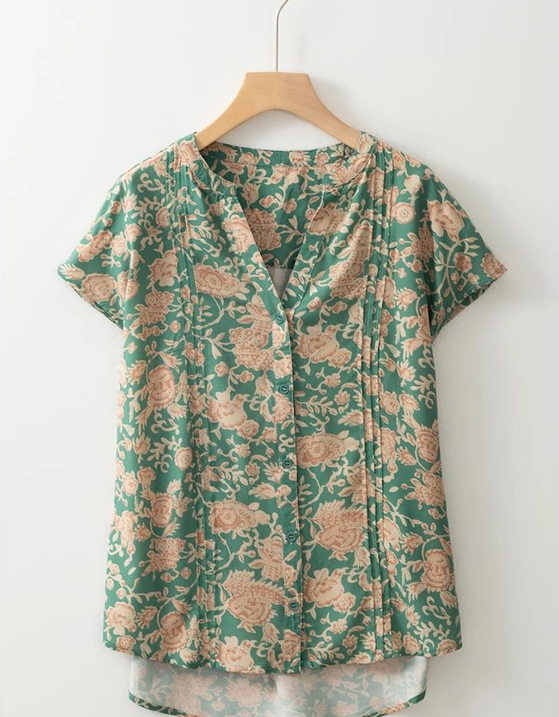 Green Floral Print Pleated Buttoned V Neck Short Sleeve Blouse