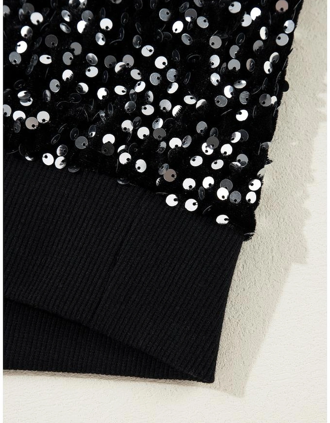 Black Sequined Long Sleeve Crew Neck Cropped Blouse