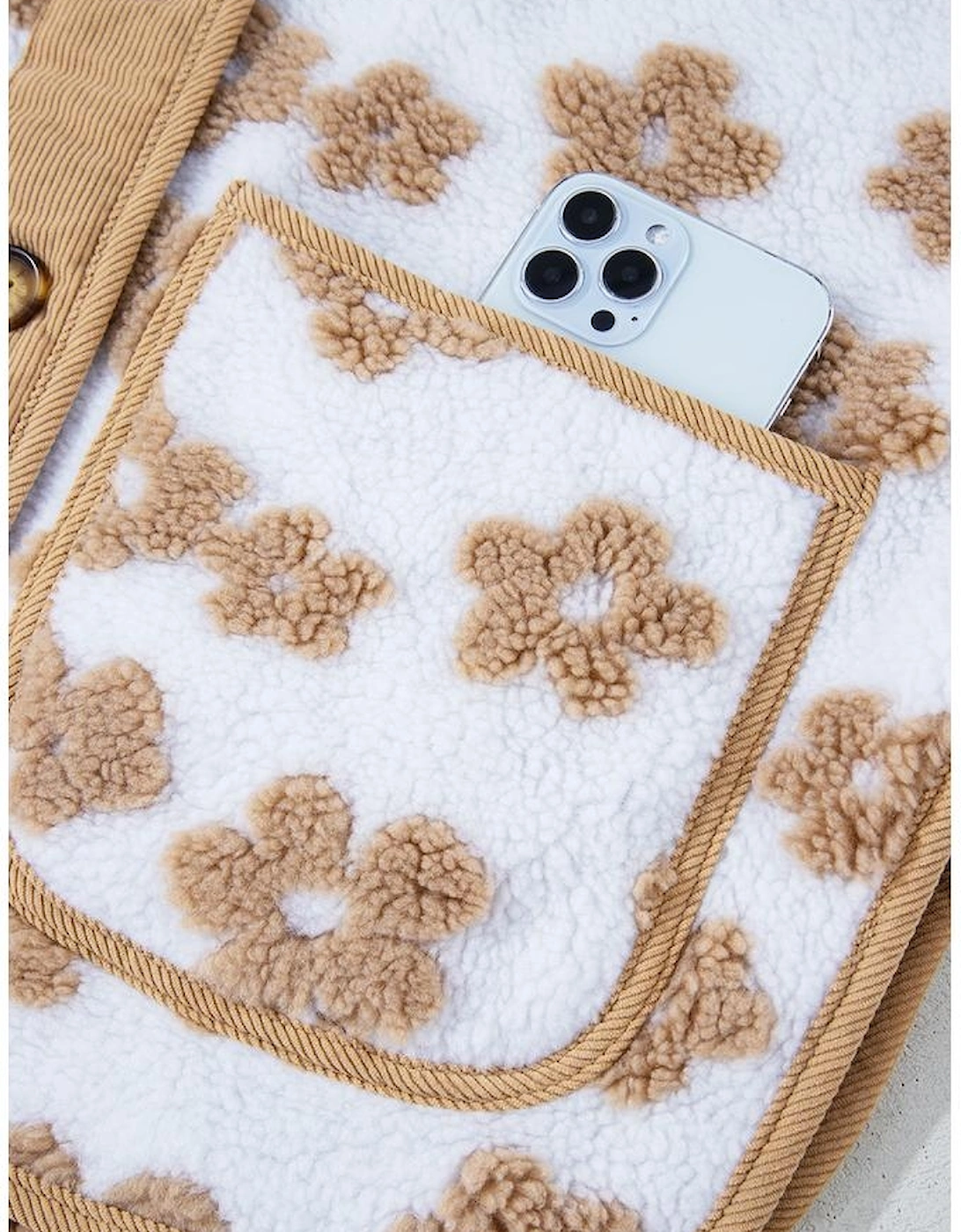 Light French Beige Cute Flower Pattern Button Up Fleece Jacket