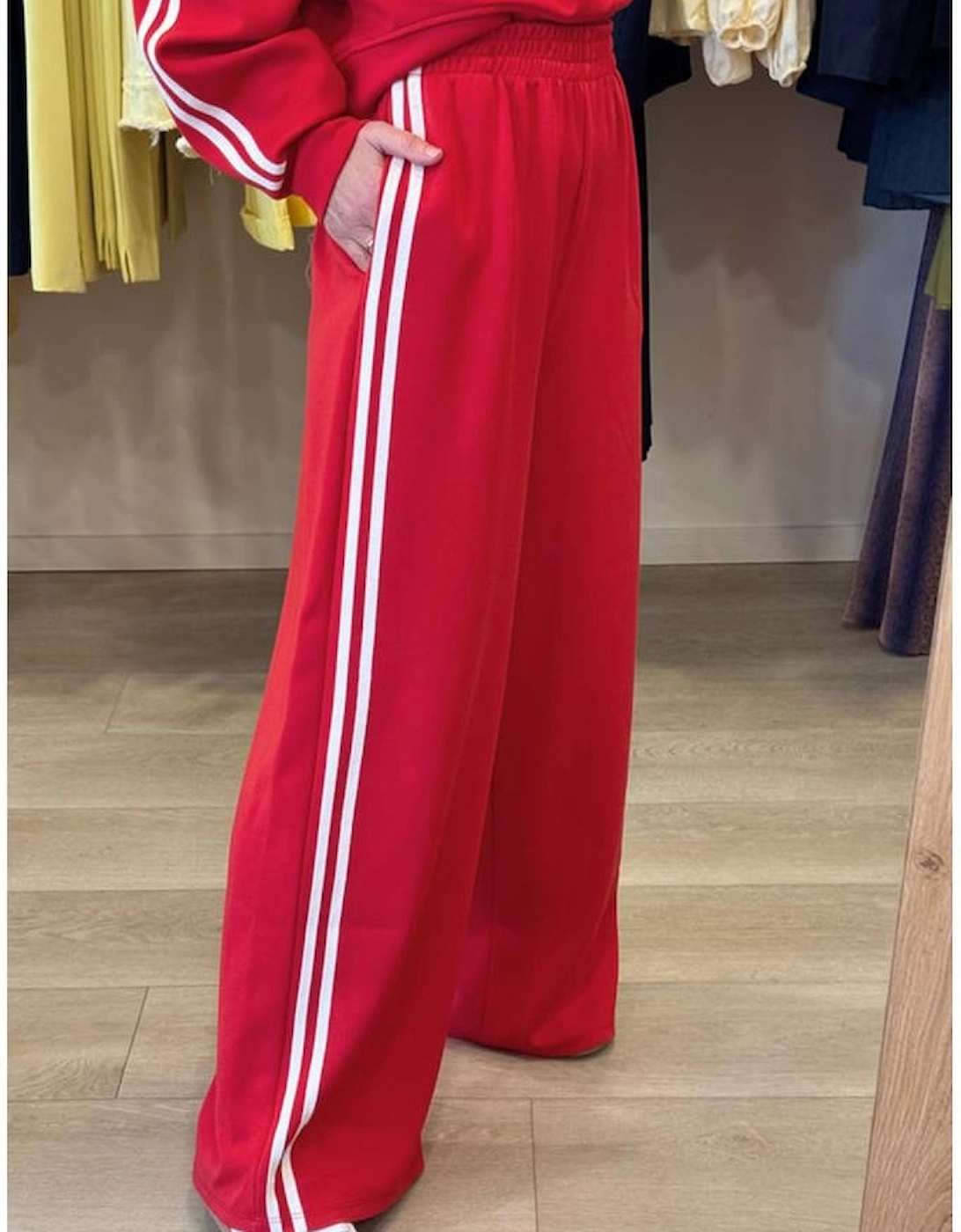 Fiery Red Varsity Striped Detail Crewneck Pullover Elastic Sweatpants 2pcs Outfit