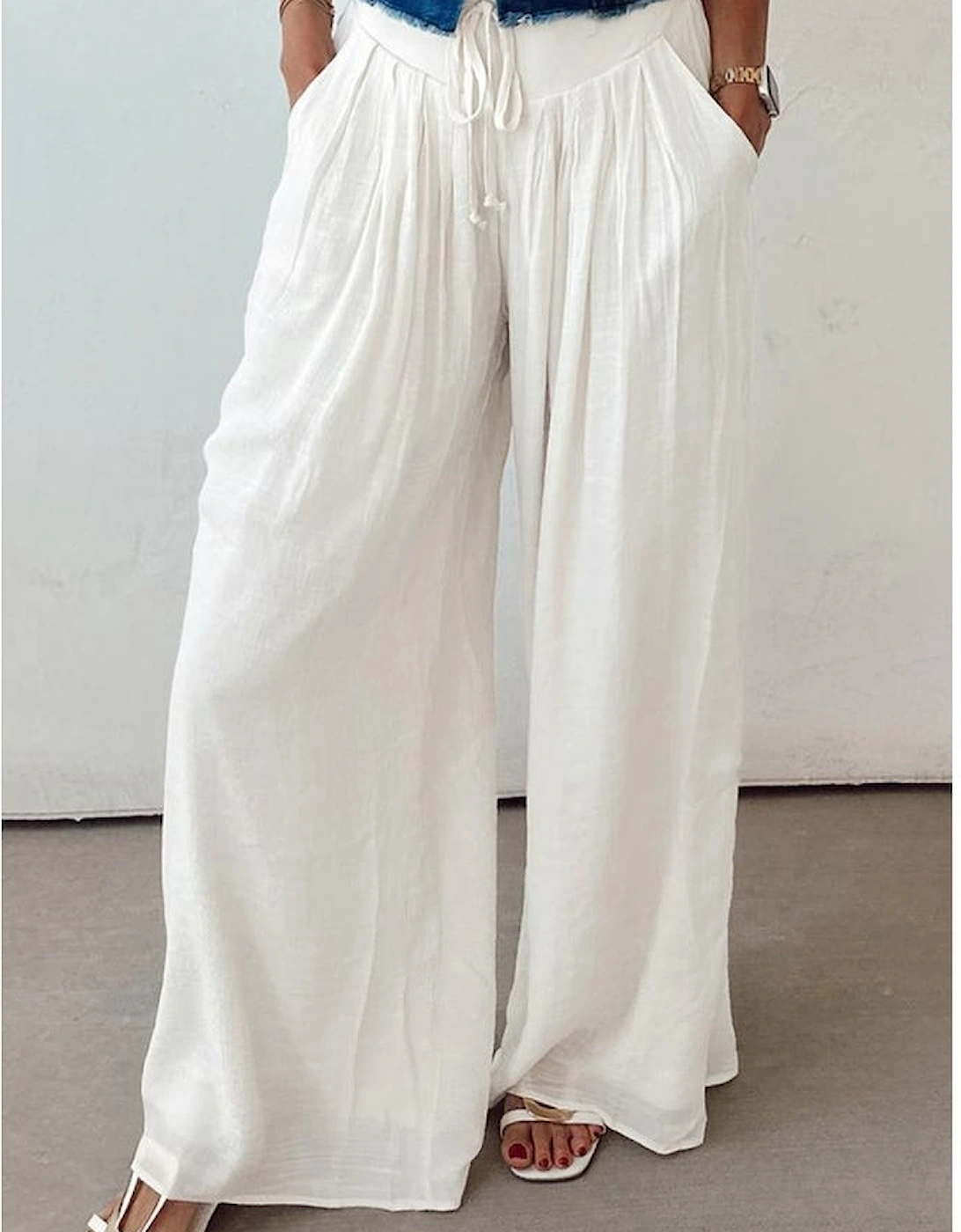 White Solid Drop Waist Pleated Wide Leg Casual Pants