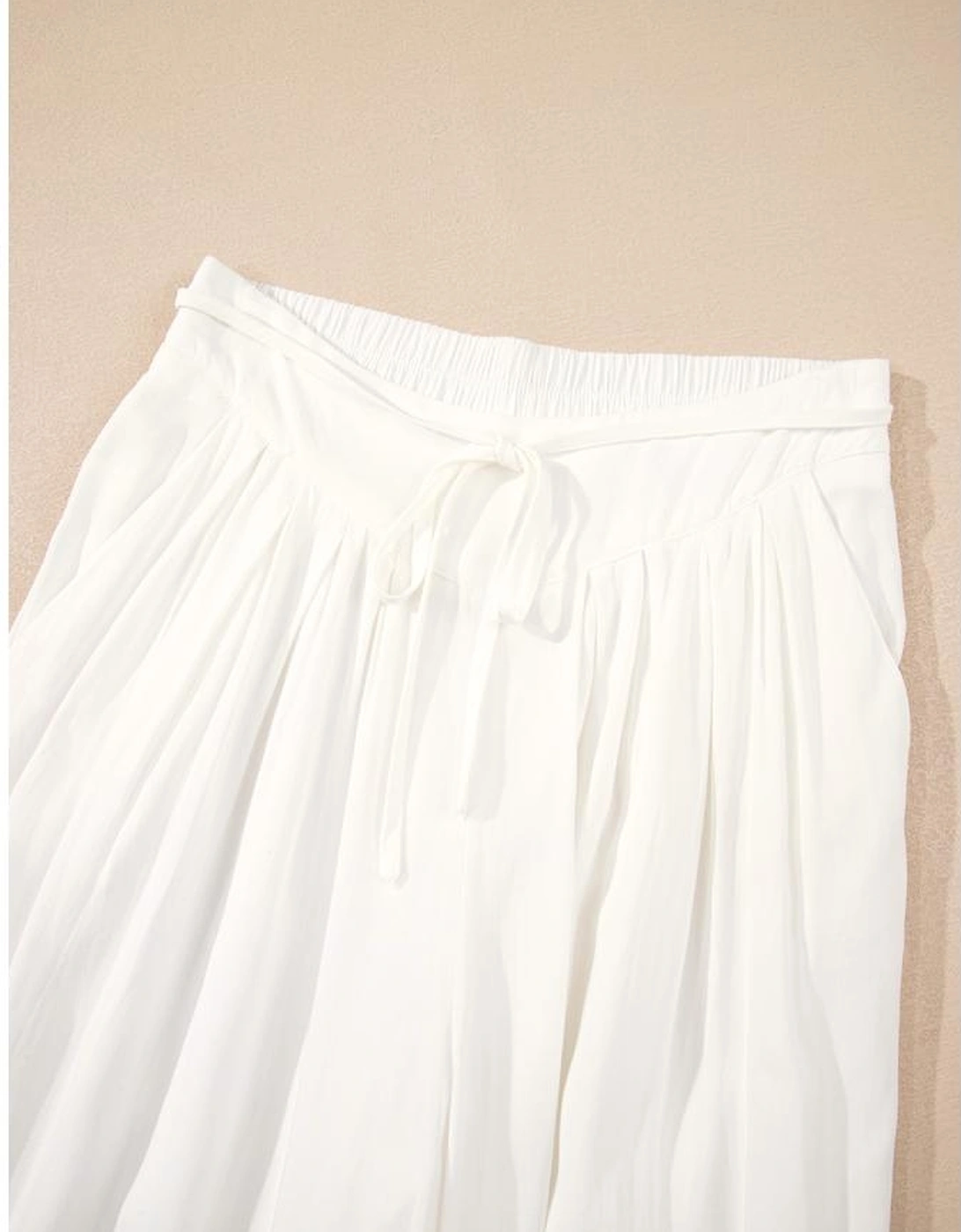White Solid Drop Waist Pleated Wide Leg Casual Pants