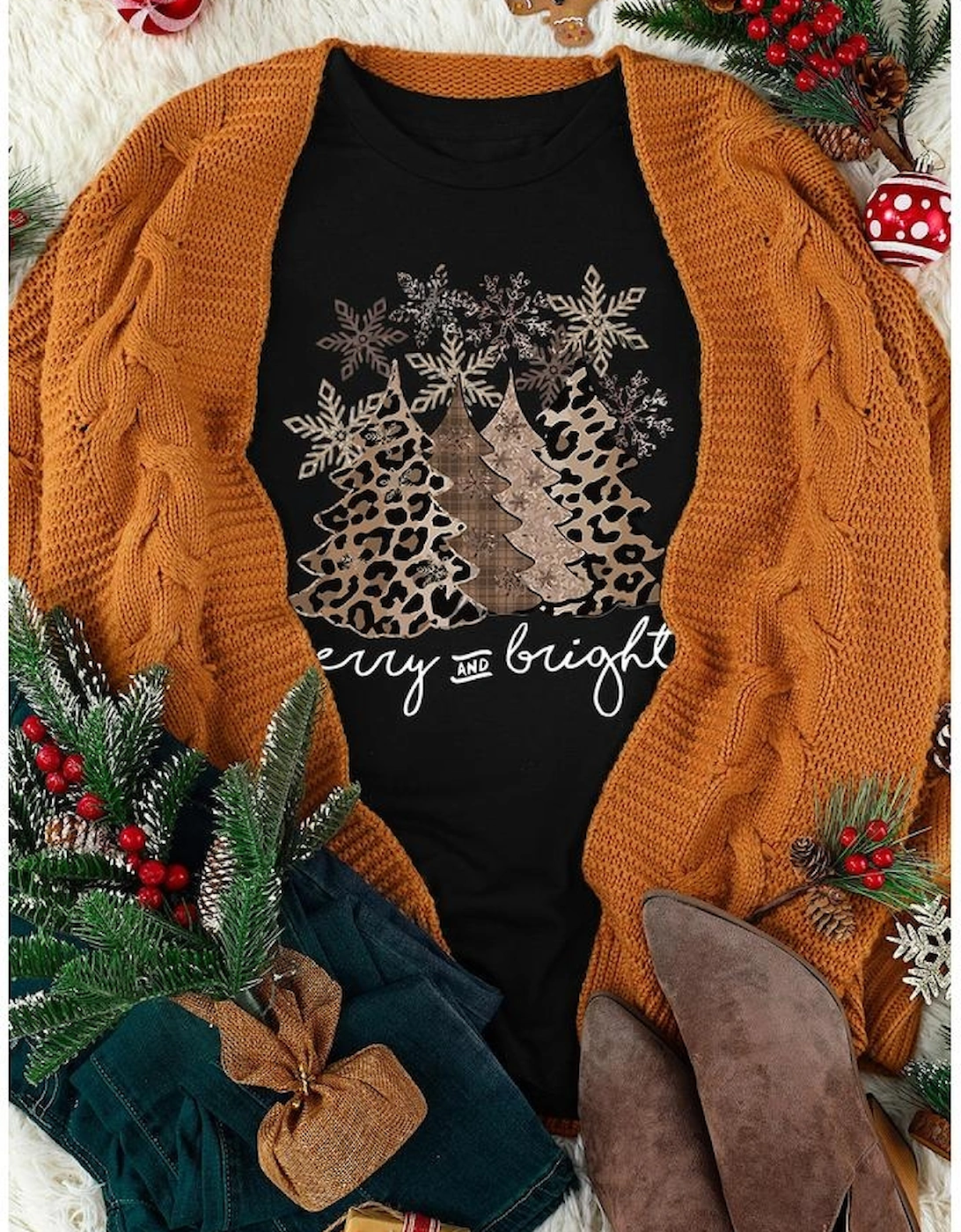 Black Leopard Christmas Tree Graphic Crew Neck T Shirt