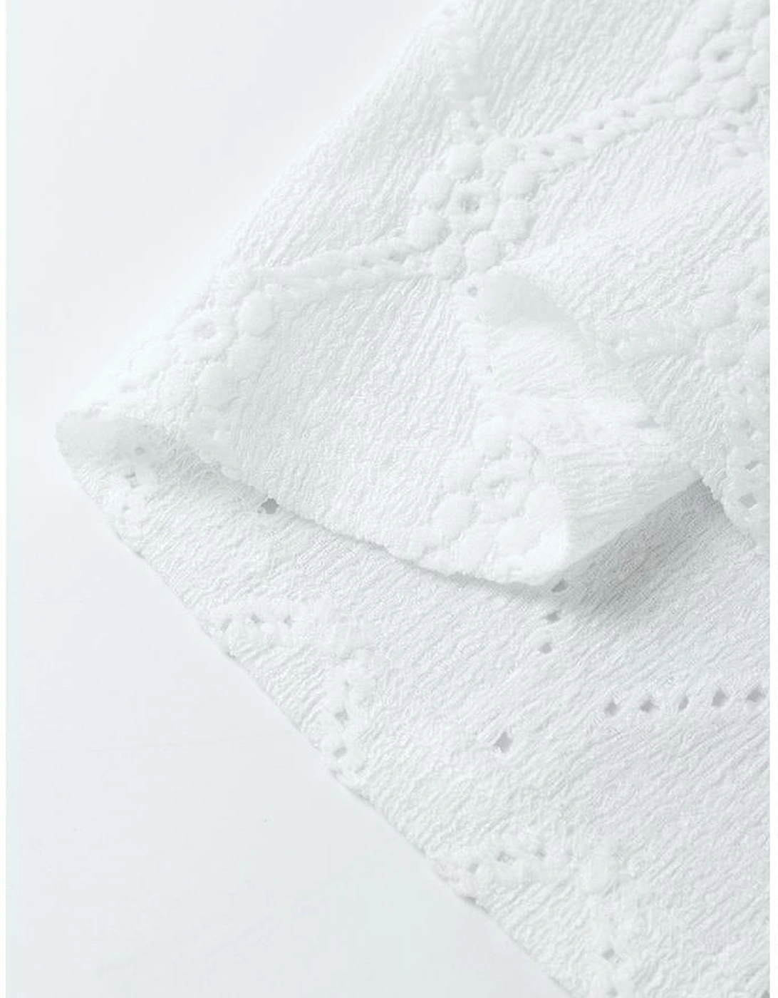 White Flower Geometric Textured Button Short Sleeve Top