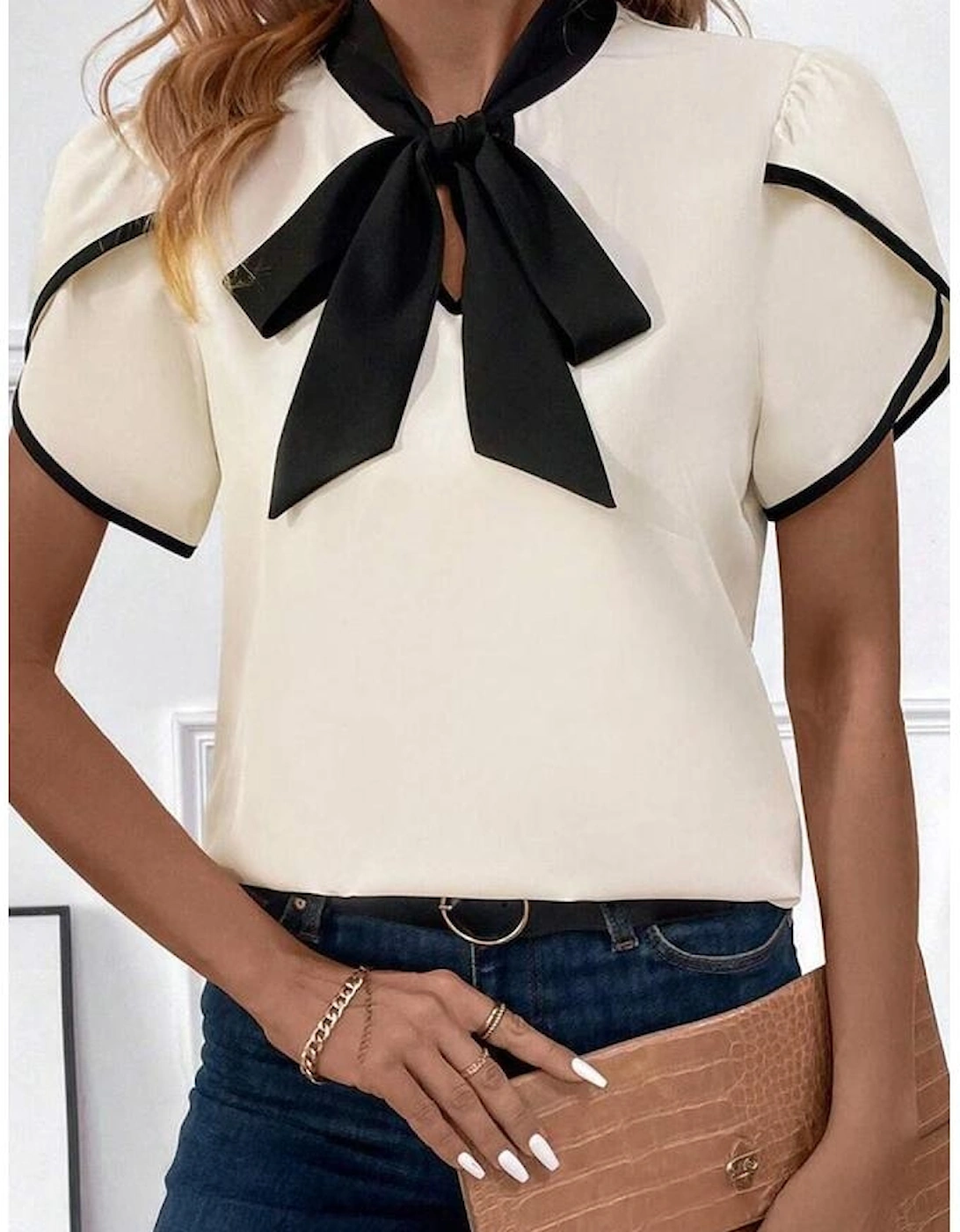 White Bow Knot Neckline Contrast Stripe Short Sleeve Blouse