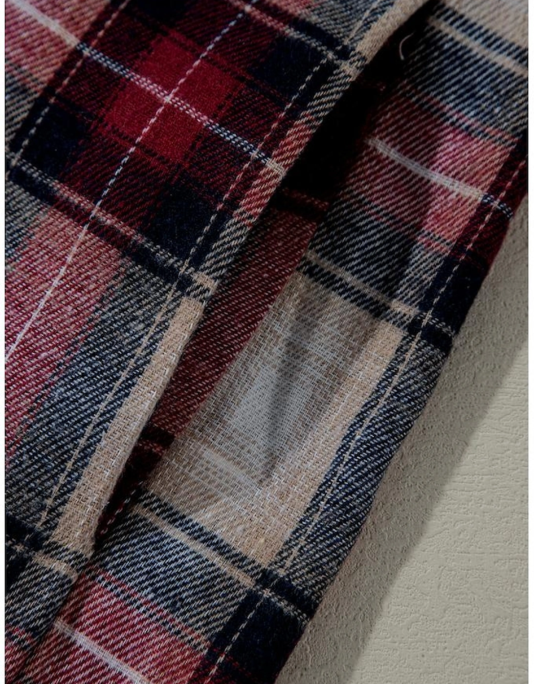 Red Plaid Print Chest Pocket Buttoned Hooded Shacket