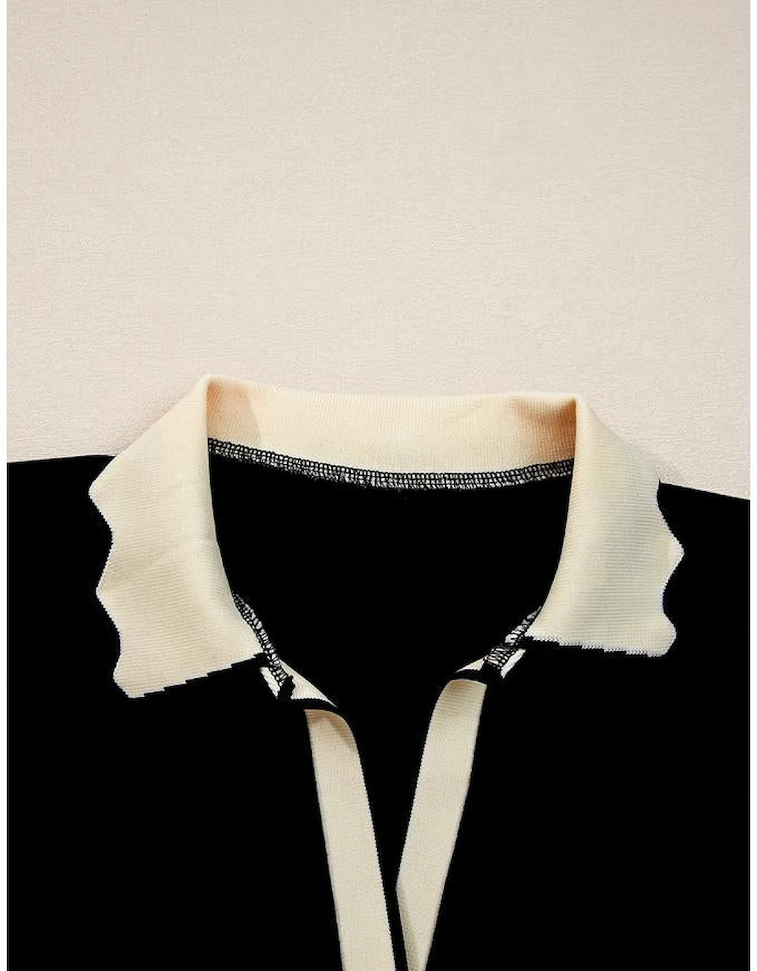 Black Scallop Trim Color Block Long Sleeve Collared Top