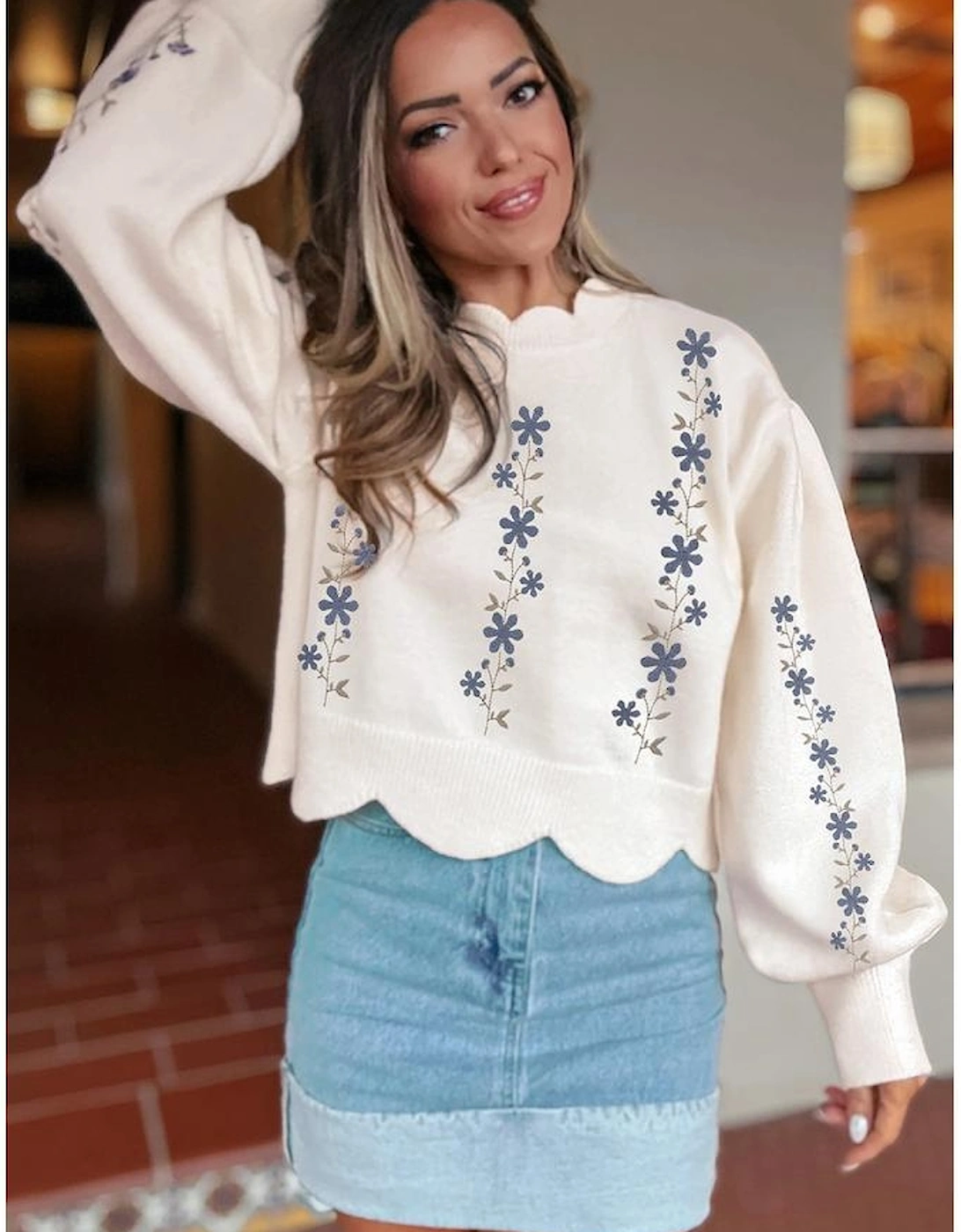 White Floral Embroidered Scallop Hem Cropped Sweater