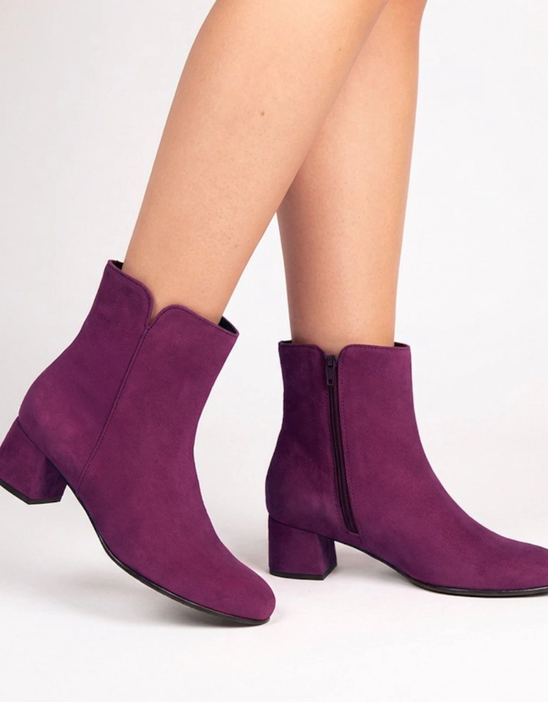 Abbey Womens Ankle Boots