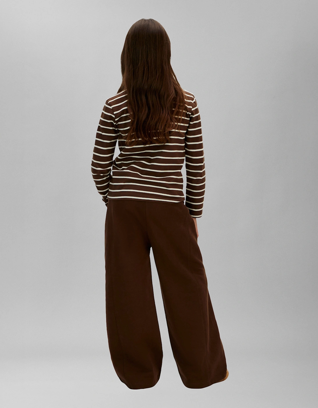 Girls Signature Wide Leg Joggers in Brown