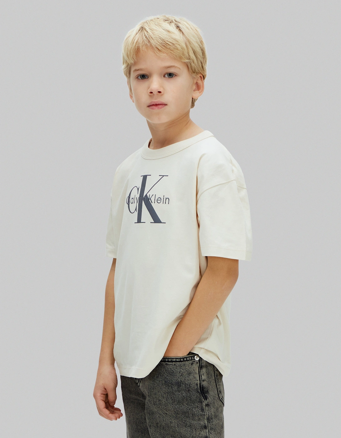 Boys Light Monologo T-Shirt in Ivory