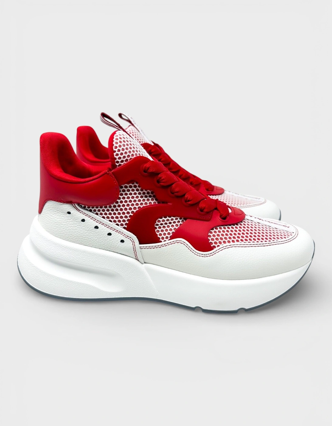 Oversized Runner White Red