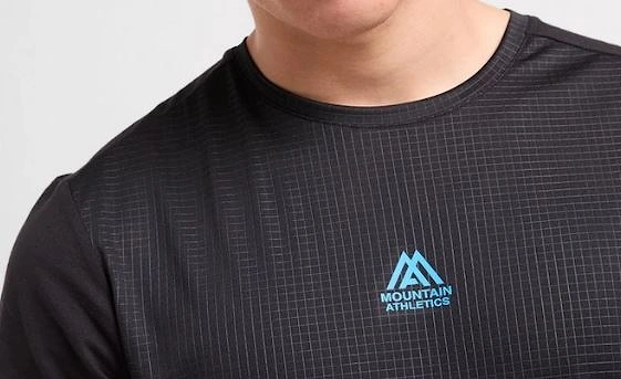 Mountain Athletics T-Shirt Black