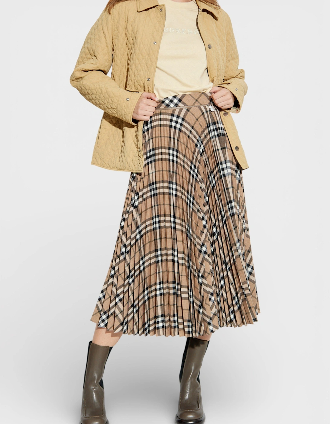 Paisley Print Logo T Shirt Candle Beige