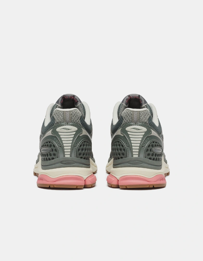 Progrid Triumph 4 Running Shoe