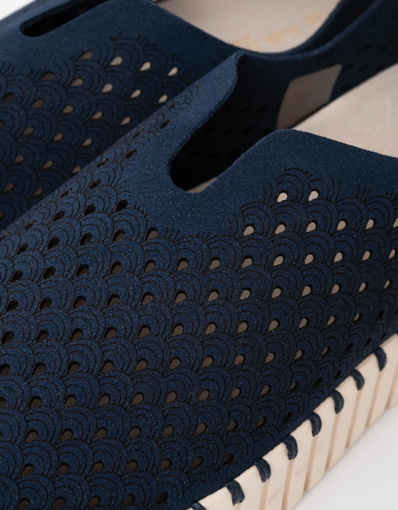 Tulip Slip-In Womens Platform Shoes - Dark Indigo 660