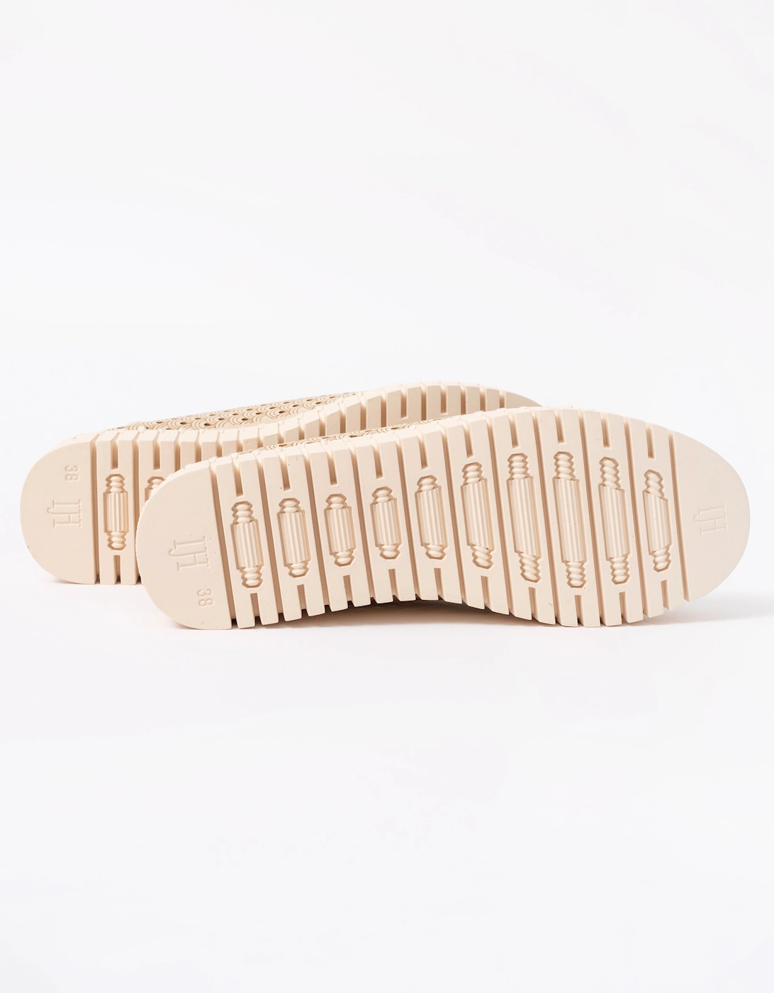 Tulip Slip-In Womens Platform Shoes - Kit 144