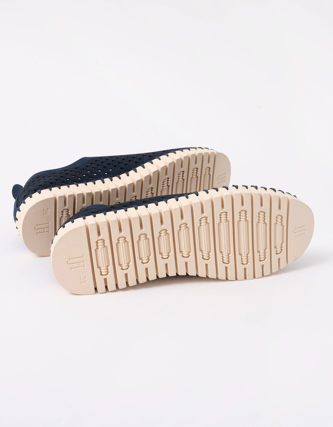 Tulip Slip-In Womens Shoes - Dark Indigo 660