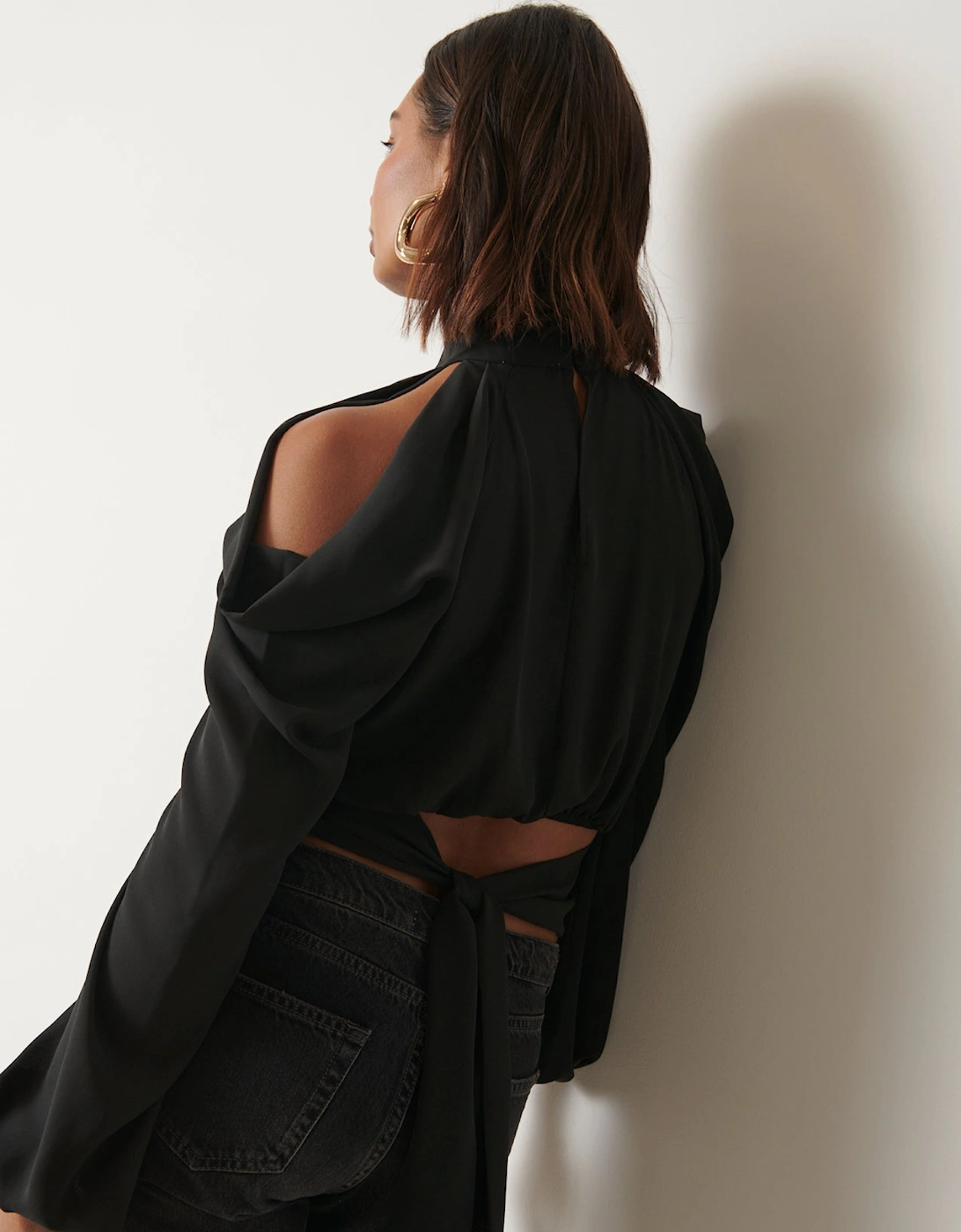 Selena Cold Shoulder Top - Black