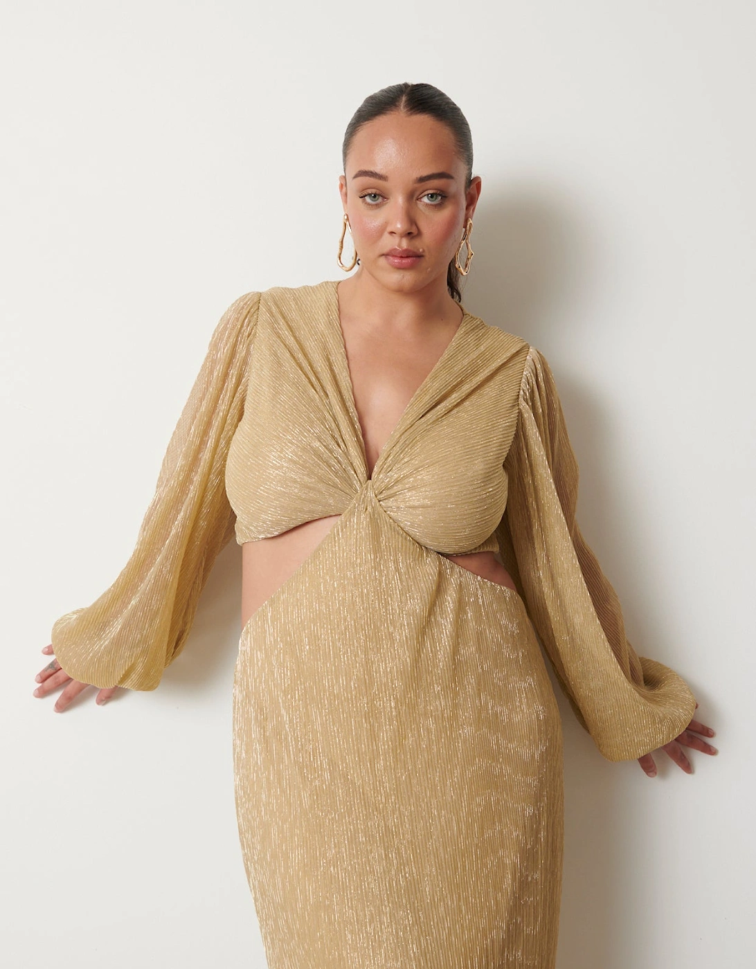 Zaya Plisse Metallic Maxi Dress Curve - Metallic Gold