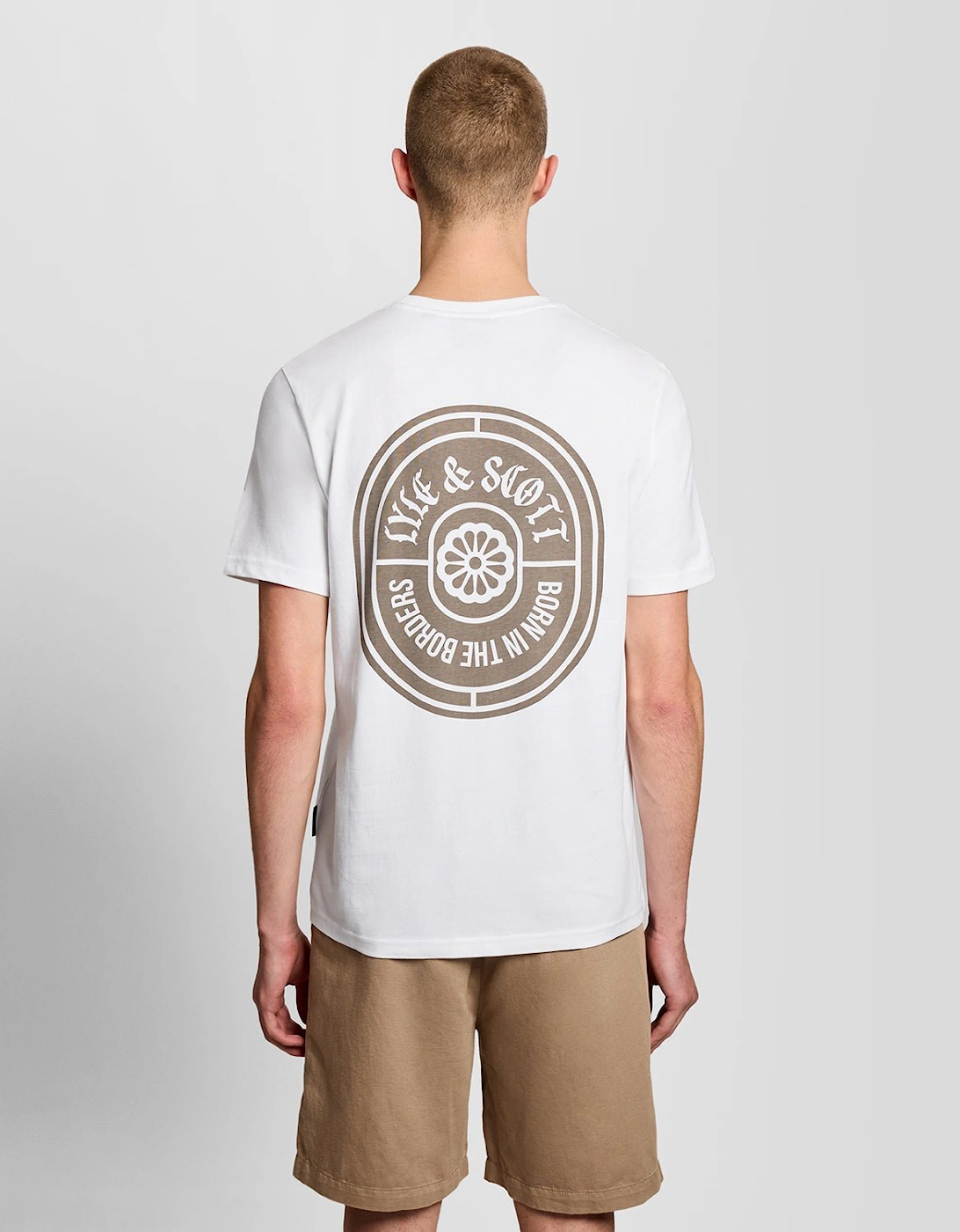 Lyle And Scott Men's White Graphic Badge Cotton T-Shirt  38 M