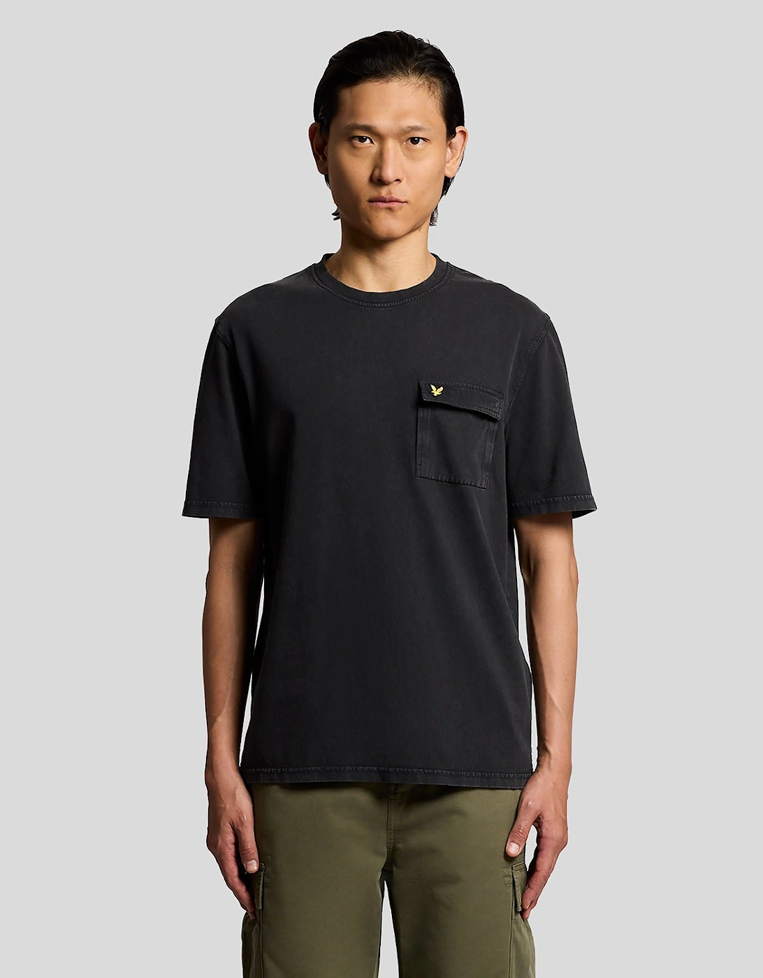 Lyle And Scott Men's Black Cargo Pocket T-Shirt - Size 40