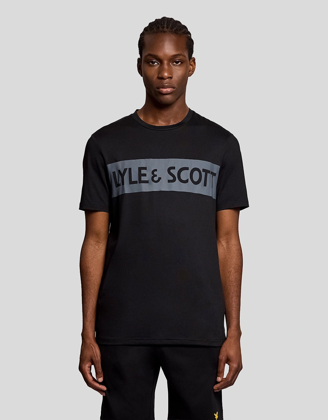 Lyle And Scott Men's Black Sports Chest Logo T-Shirt - Size 40
