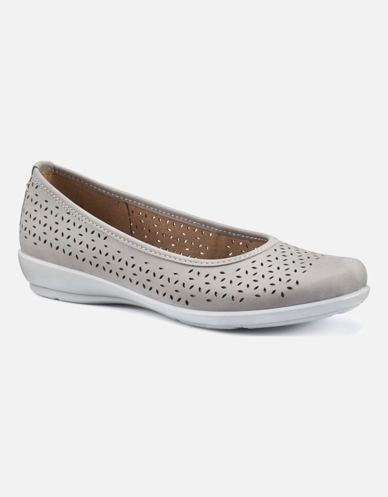 Livvy II Womens Wide Fit Pumps