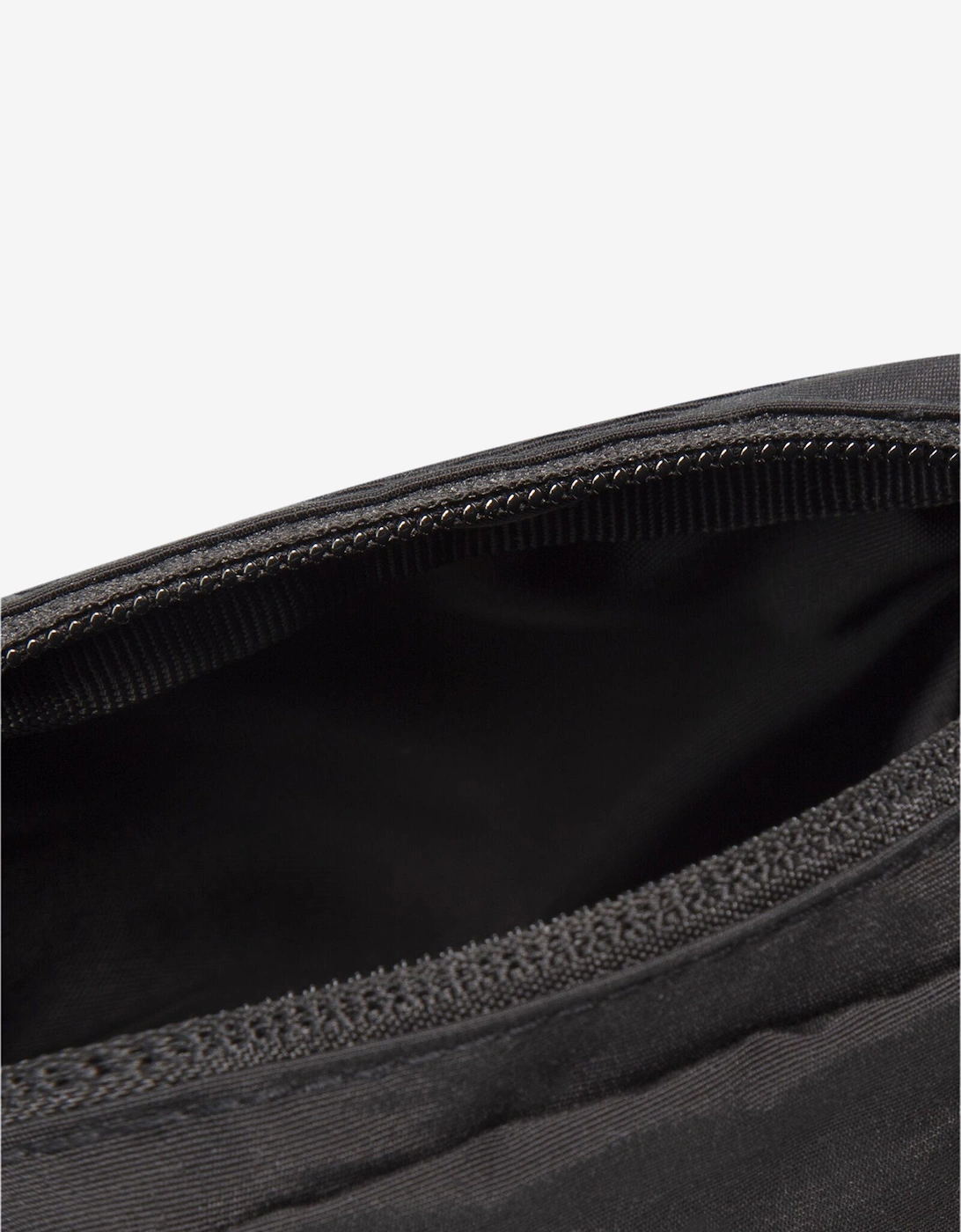 Jordan Kids Airborne Festival Bag in Black (18cm)