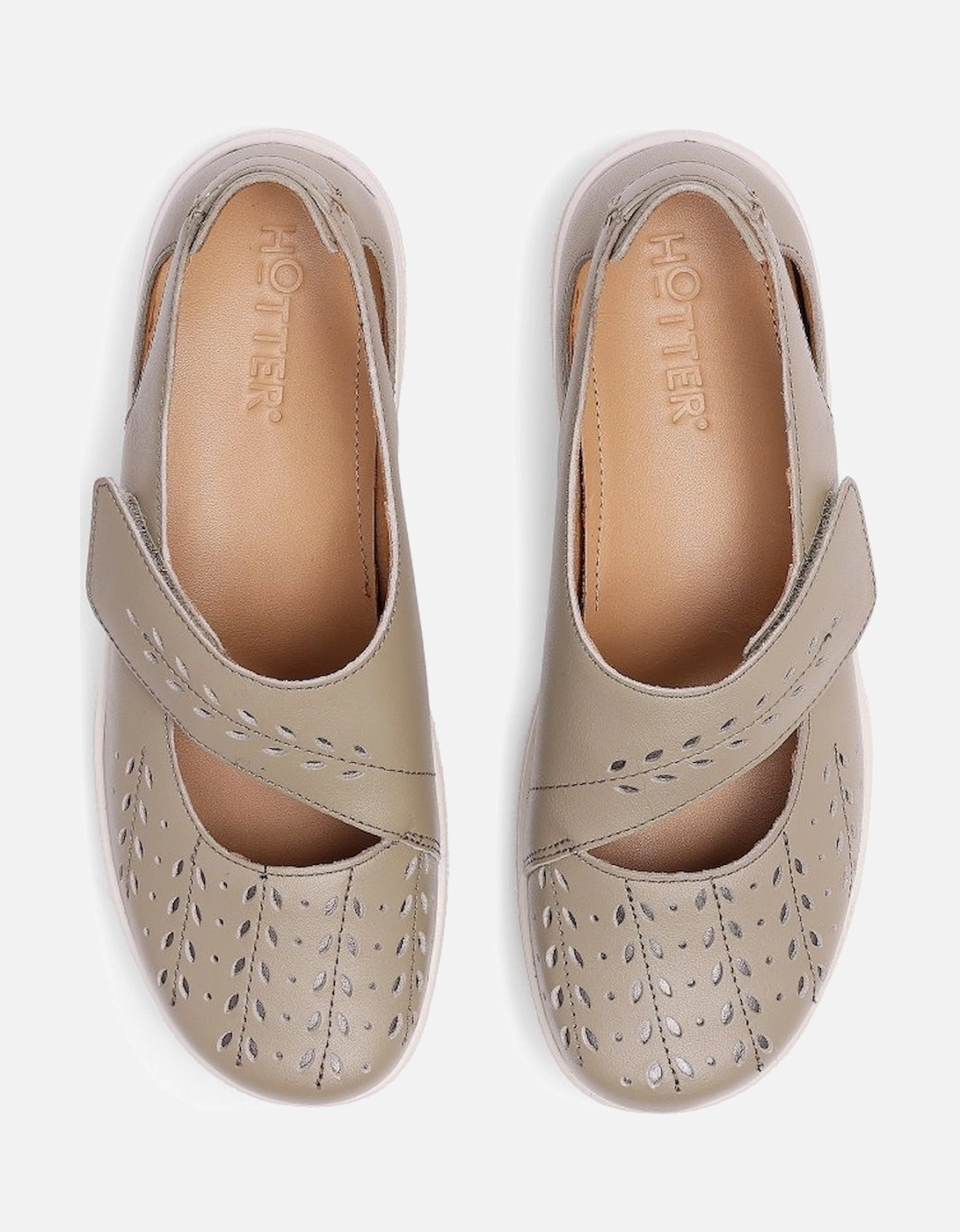 Daphne Womens Wide Mary Jane Shoes