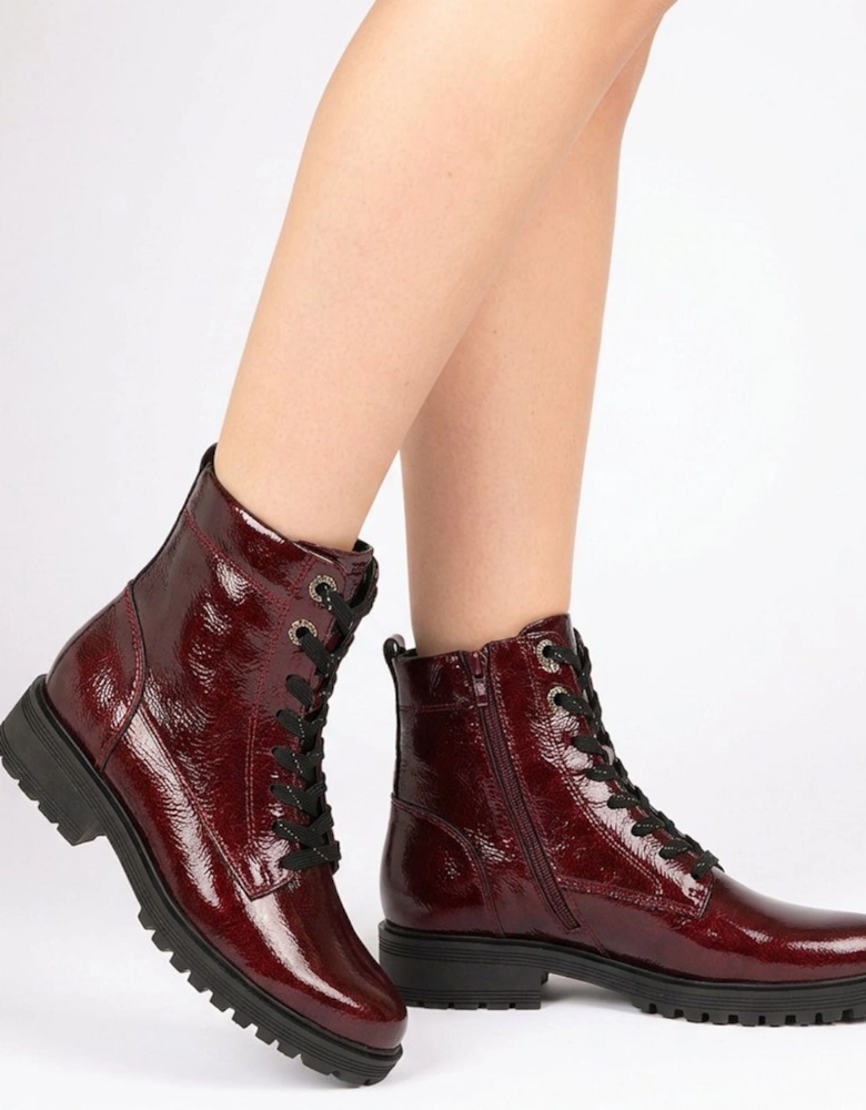 Flamboyant Womens Ankle Boots