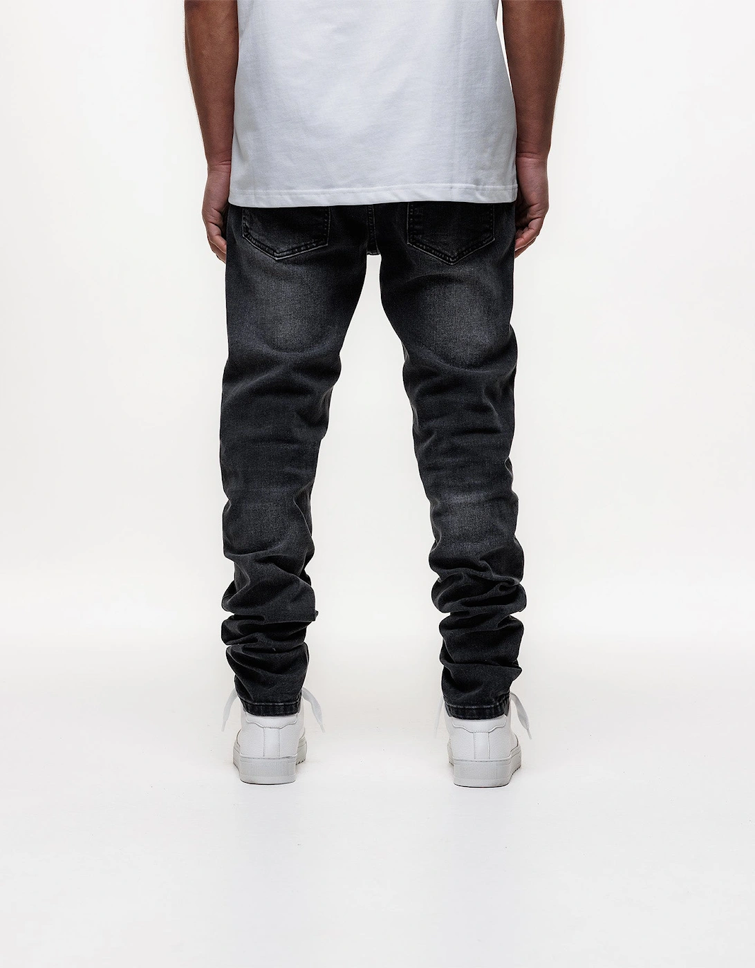 Dawn Slim Jeans in Black