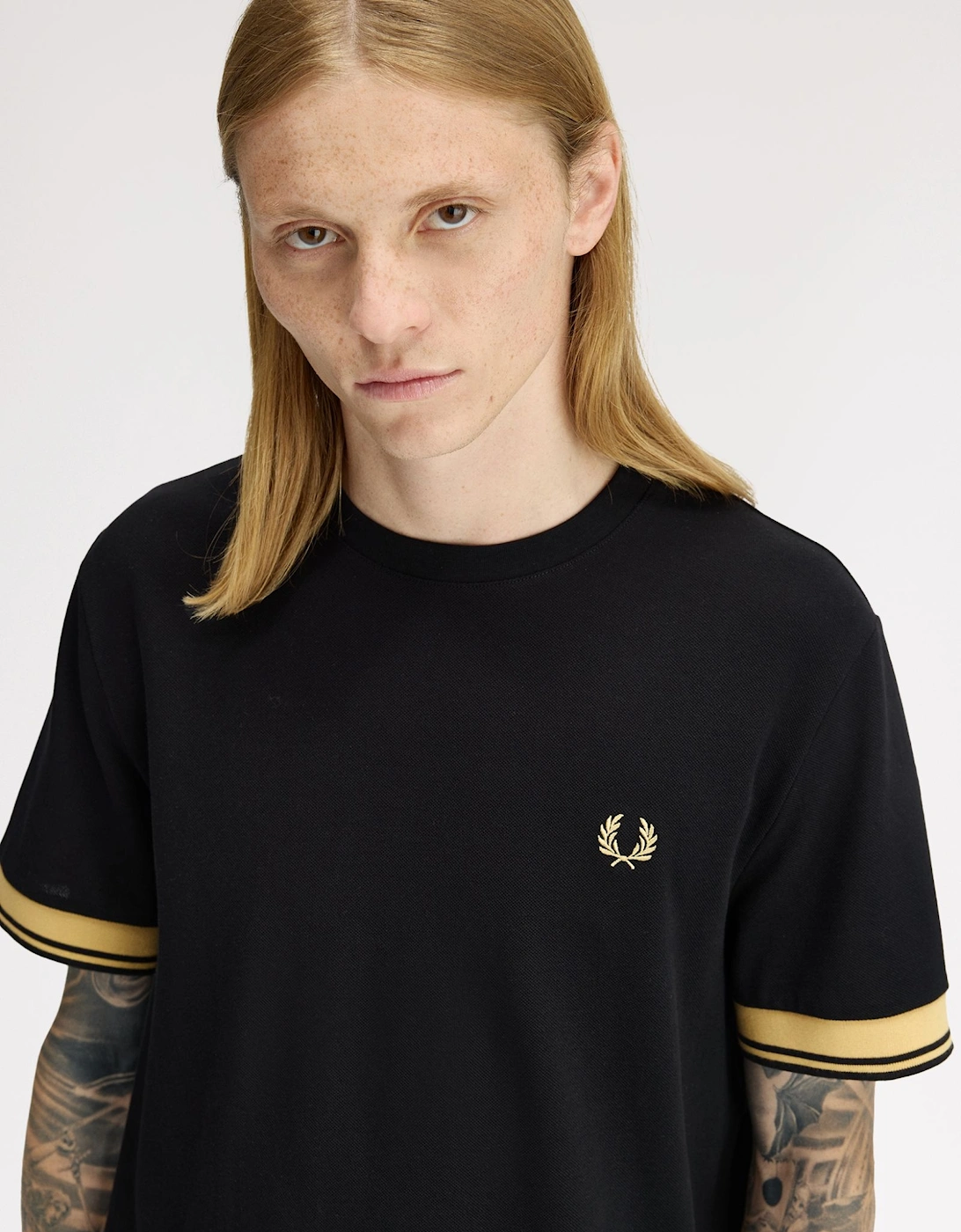 M2396 Twin Tipped Cuff T-Shirt - Black/Champagne