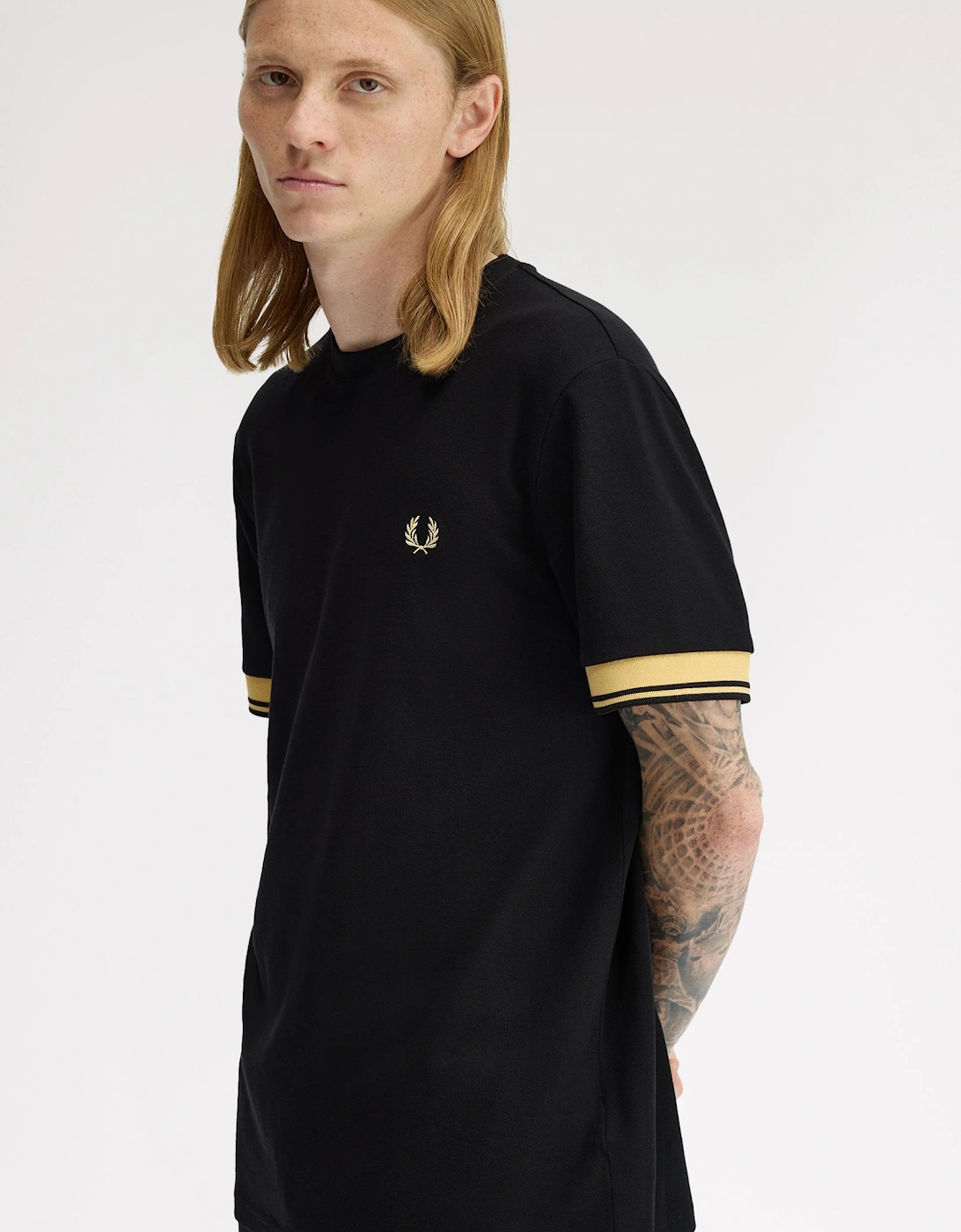 M2396 Twin Tipped Cuff T-Shirt - Black/Champagne