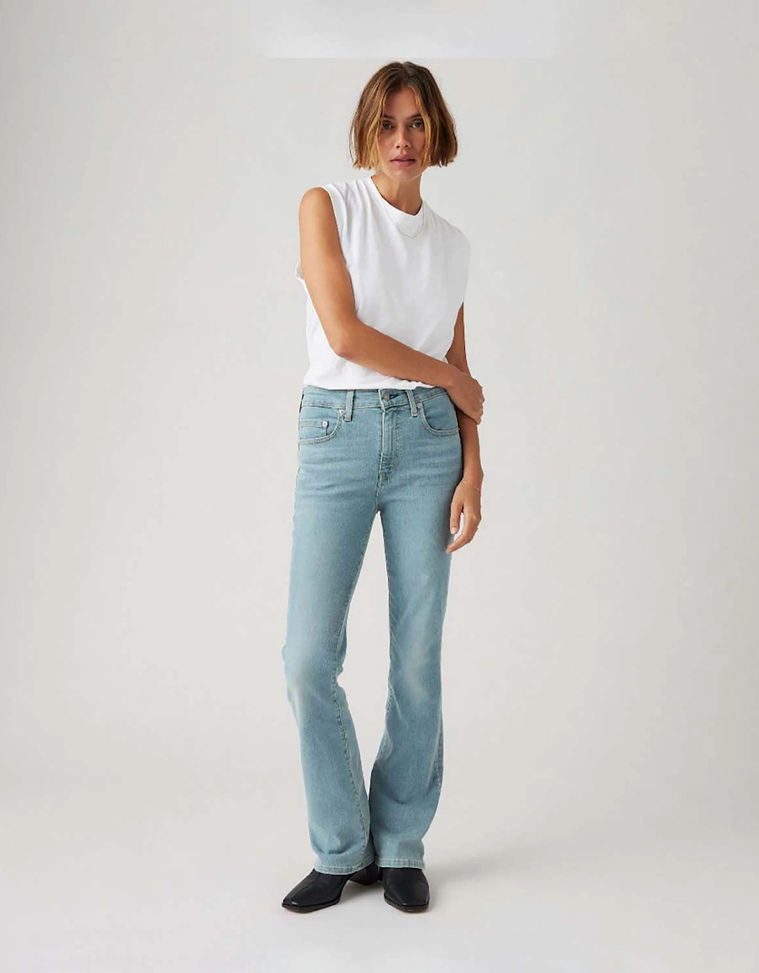 725 High Rise Bootcut Jeans