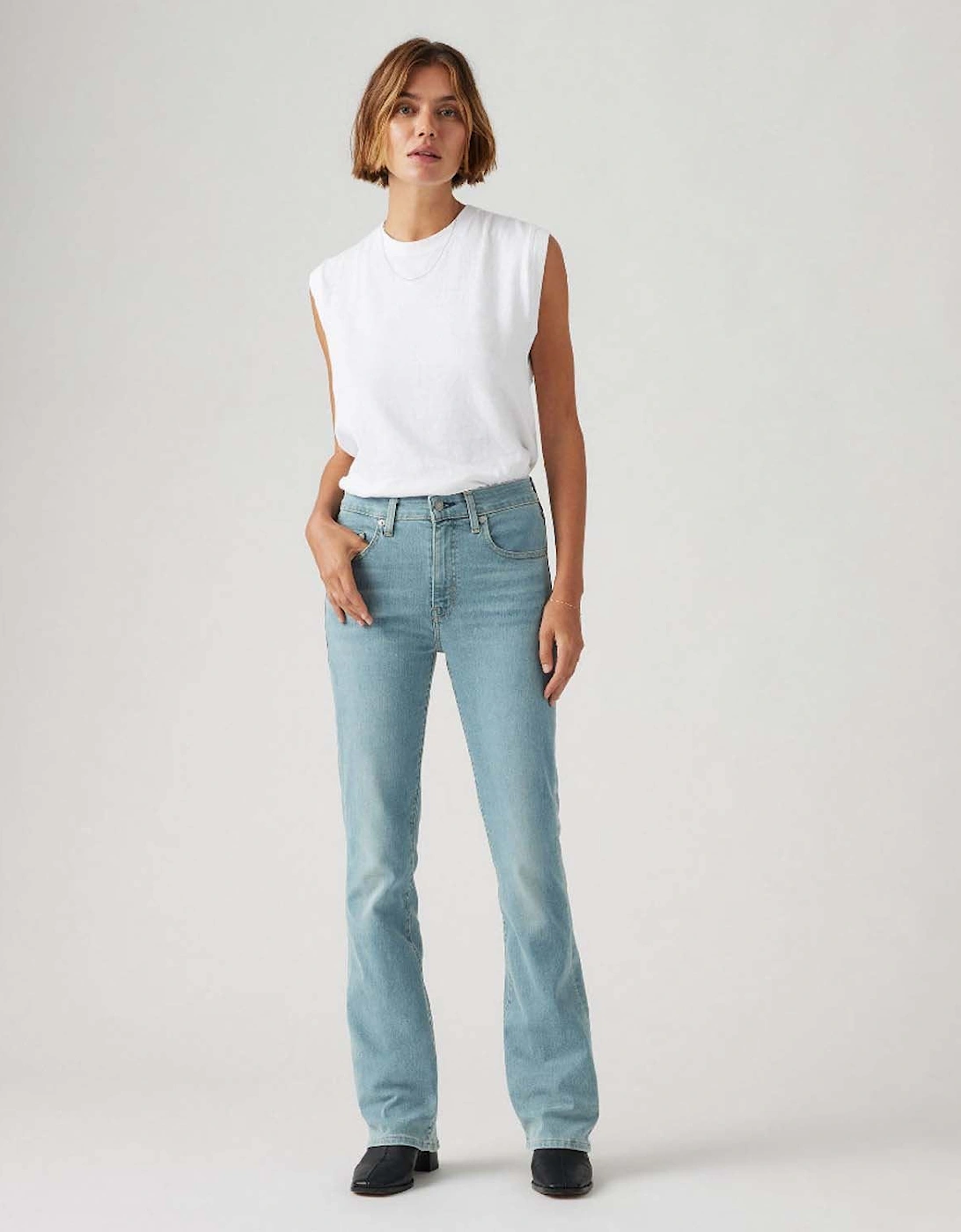 725 High Rise Bootcut Jeans