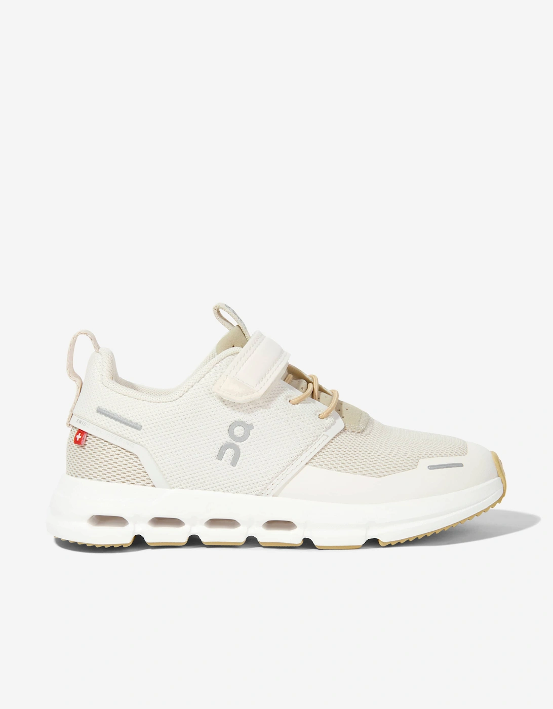 Running Kids Cloud Play Trainers in Ivory, 5 of 4