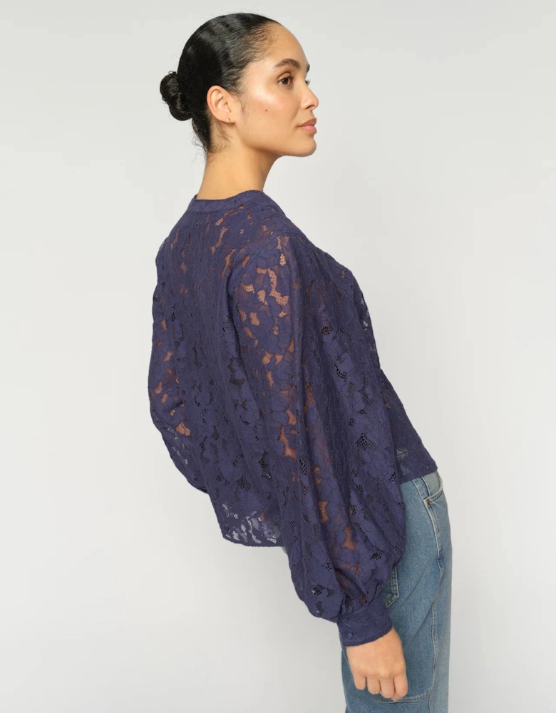 Yen river lace blouse