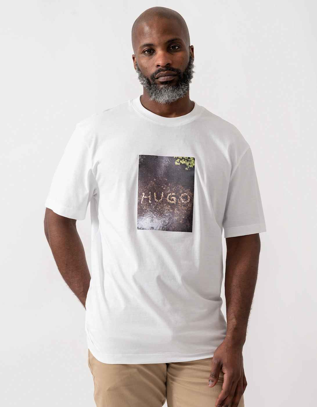 Hugo Boss Men's White Hugo Doreston Graphic T-Shirt - 100 - Size: 40