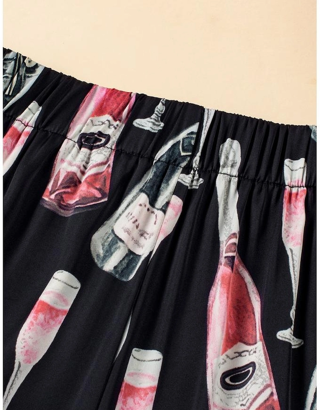 Black Champagne Print Silky Short Sleeve Pajamas Set