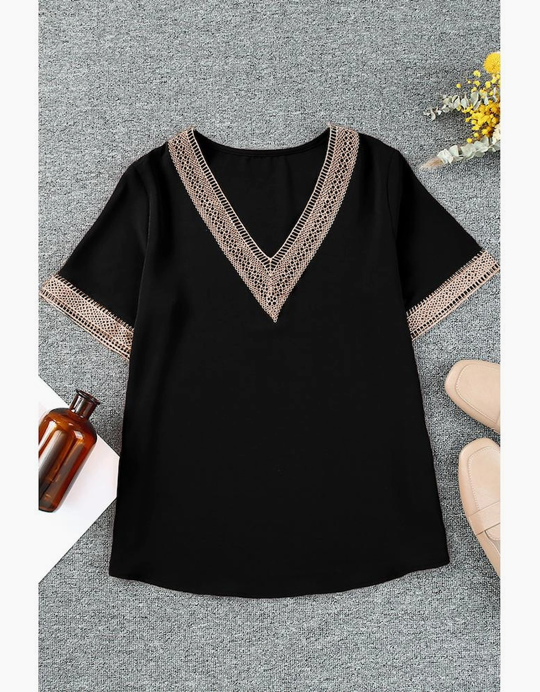 Black Lace Trim Short Sleeve V Neck Plus Size Top