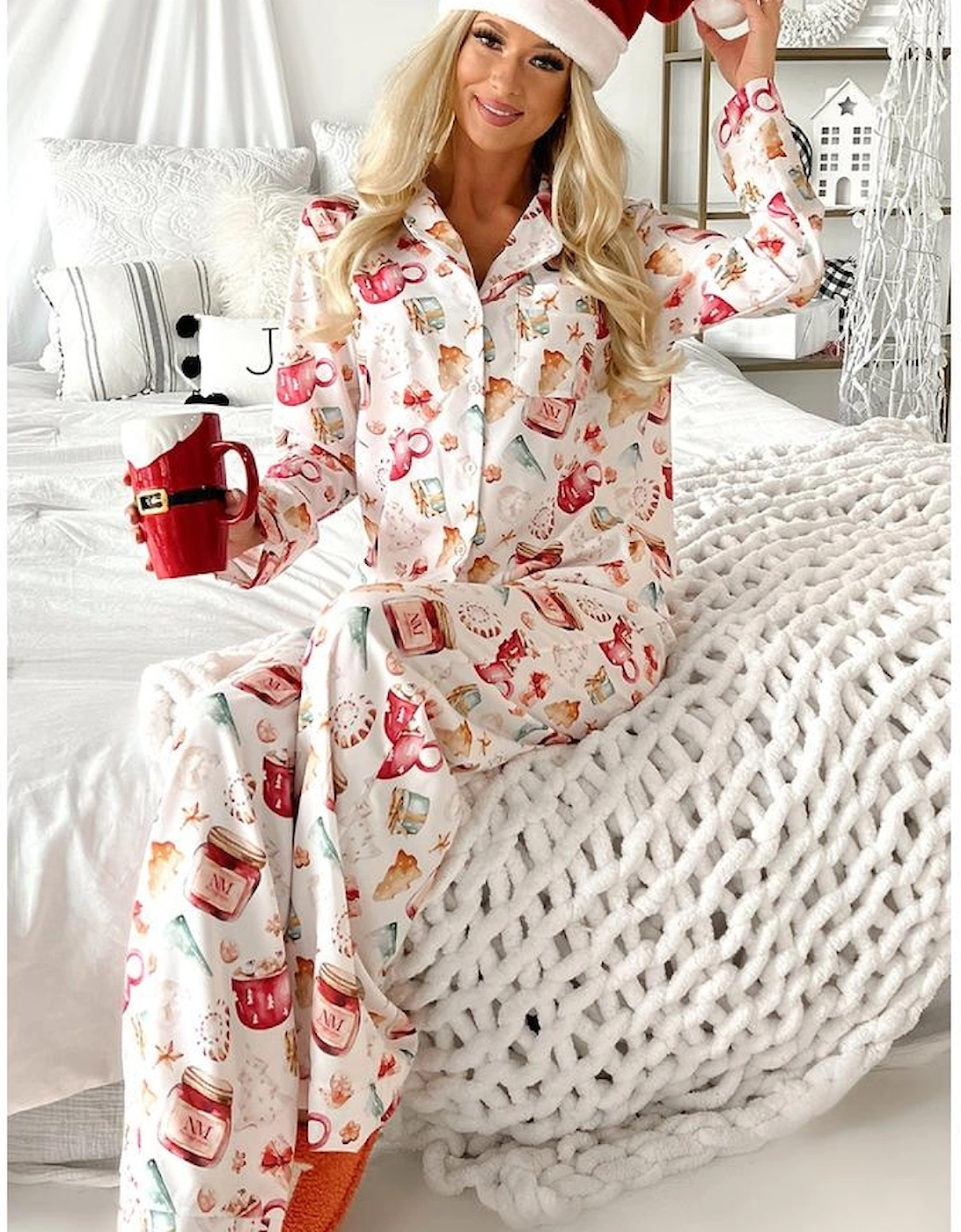 White Christmas Pattern Long Sleeve Shirt and Pants Pajama Set
