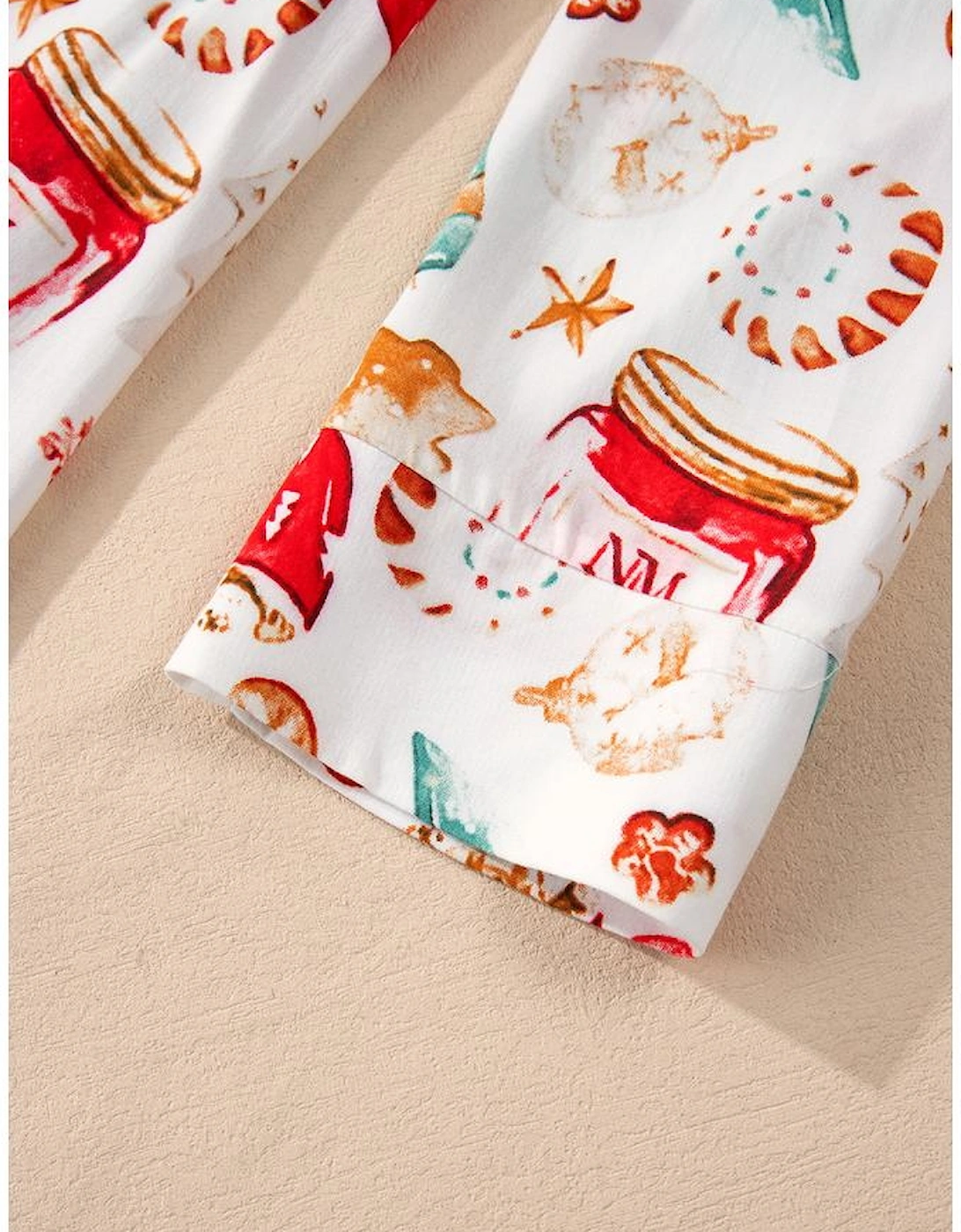 White Christmas Pattern Long Sleeve Shirt and Pants Pajama Set