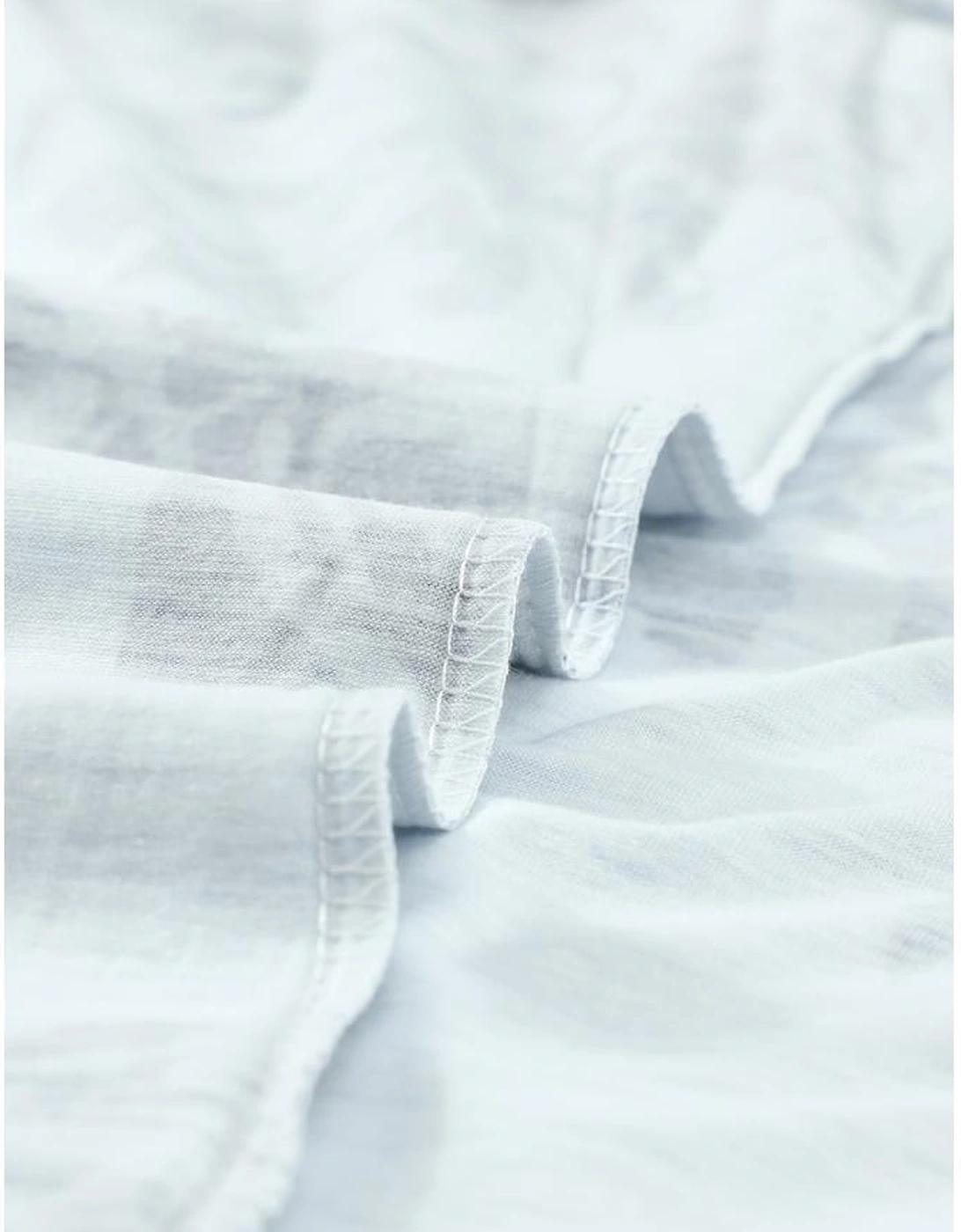 Gray Crew Neck Tropical Plants Print T-shirt