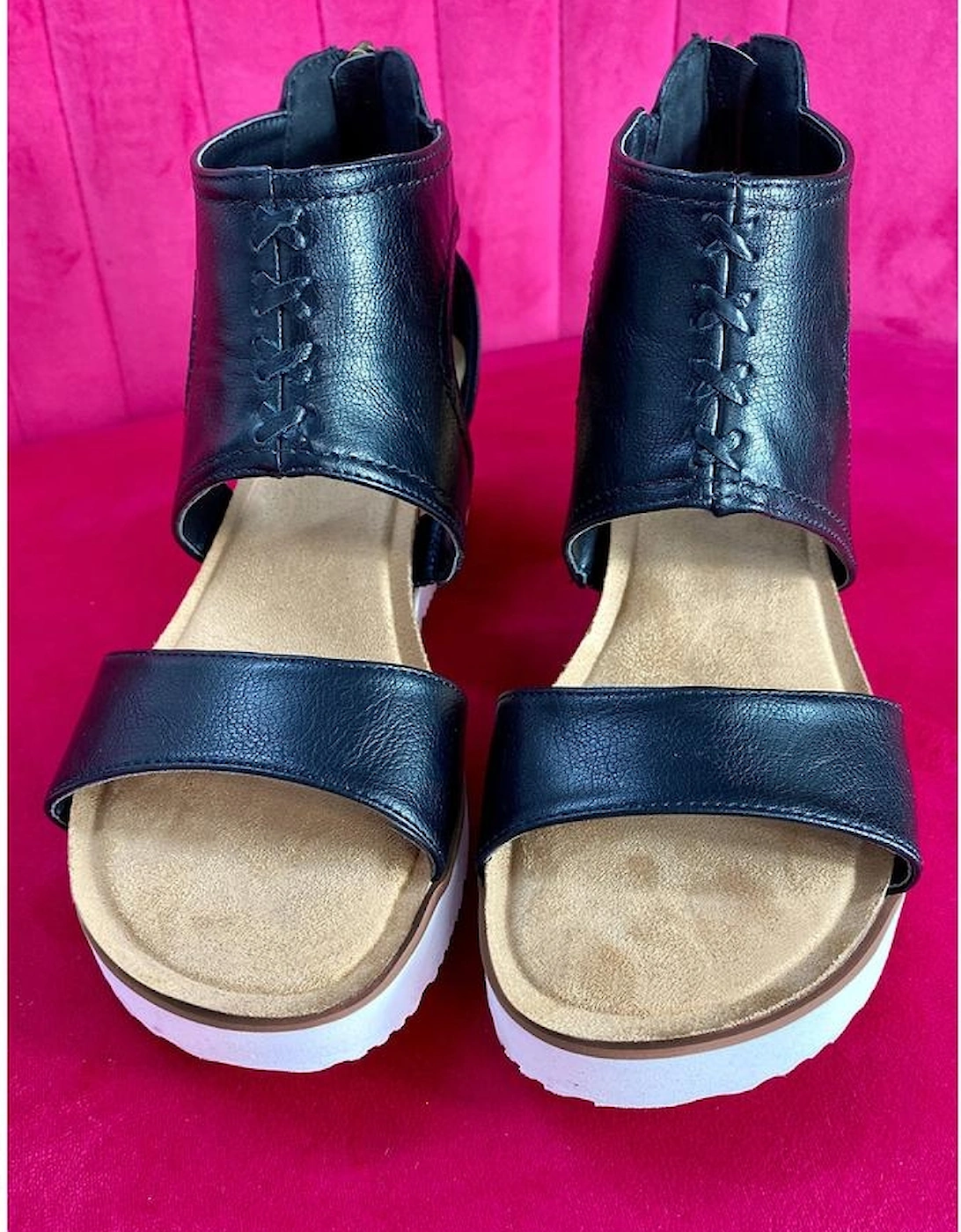 Azura Exchange Black Crisscross Detail Hollowed Leather Gladiator Sandals