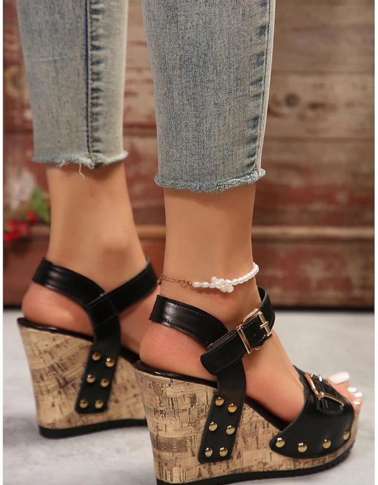 Black Rivet Buckle Closure Wedge Sandals