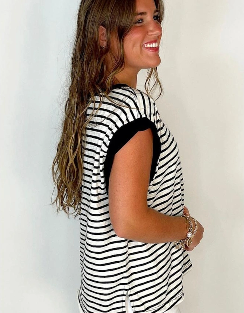 Black Stripe Chest Pocket Patch Round Neck Tank Top