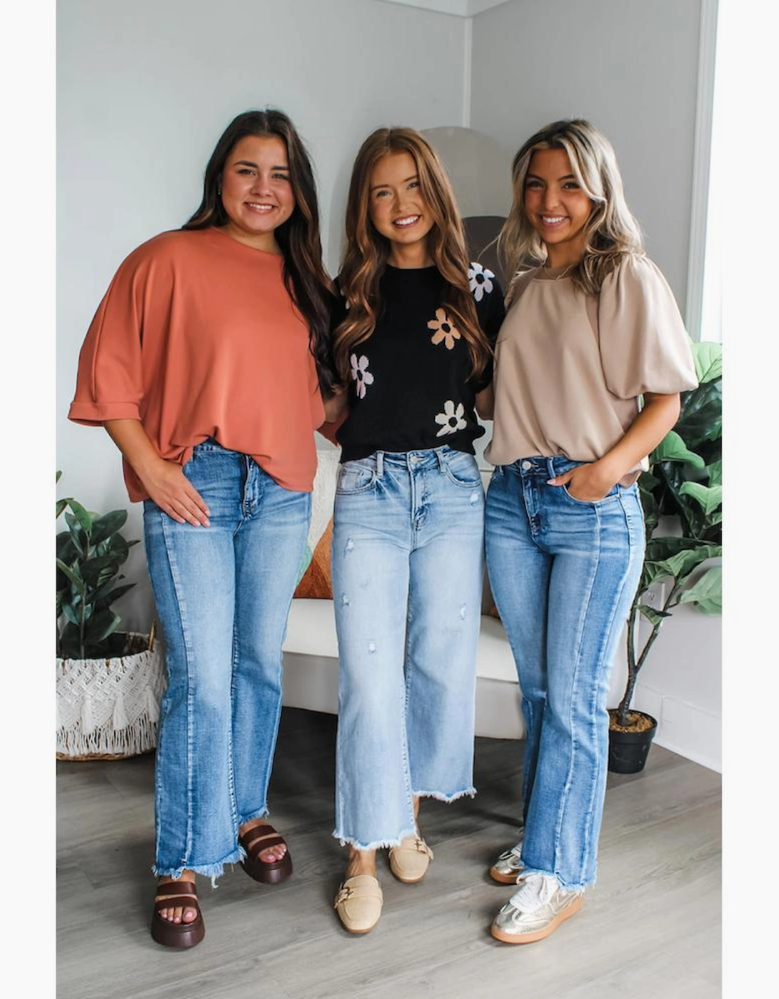 Goat Half Lantern Sleeve Solid Colour Pullover Top